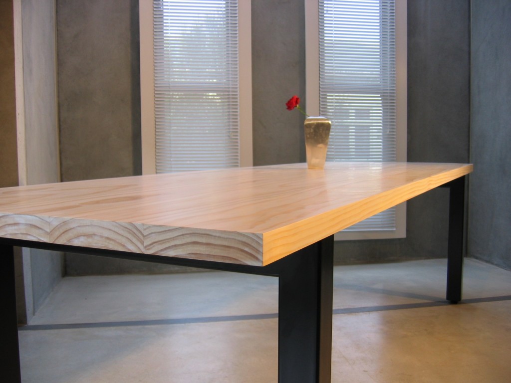 custom pine table 071