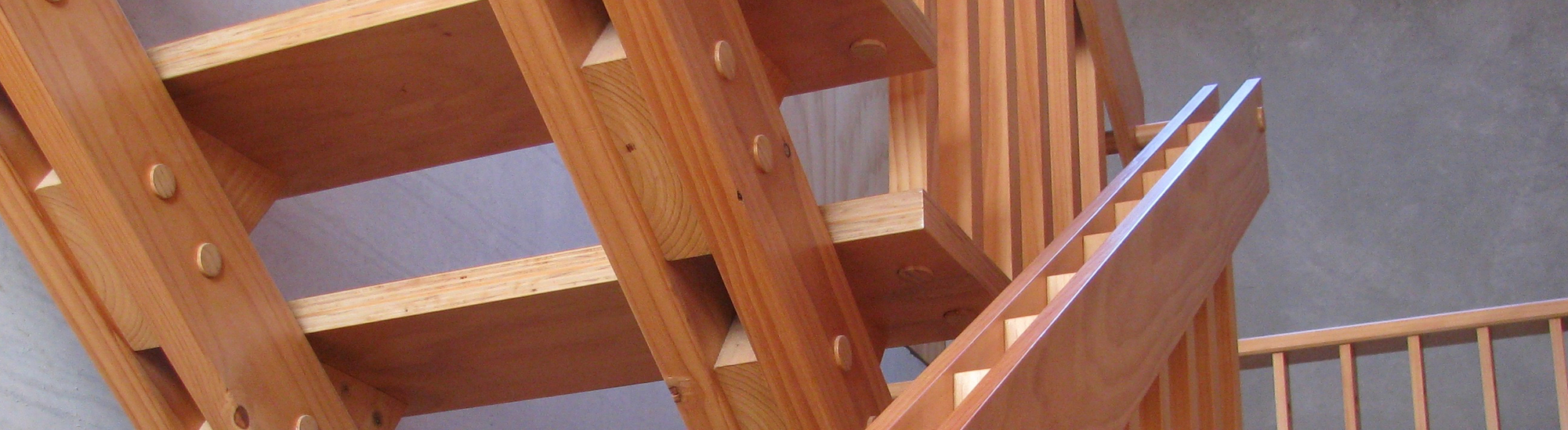 Read more about the article Pine Stairs